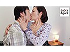 WifeLife vol.047・昭和35年生まれの猪原由紀子さんが乱れます・撮影時の年齢は57歳・スリーサイズはうえから順に90/65/97　サンプル画像02